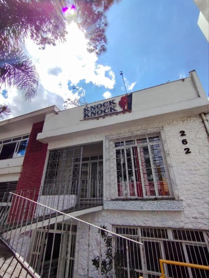 Knock Knock Hostel Curitiba Exterior foto